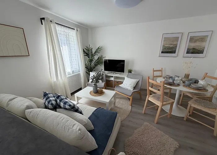 Loucky Apartament Most